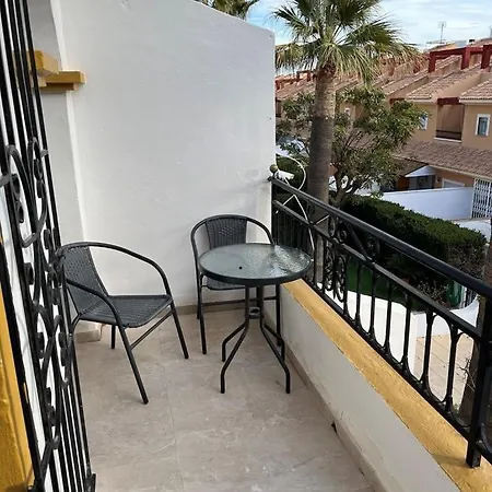 Holiday home Amazing 6 Bed Townhouse Valencia *