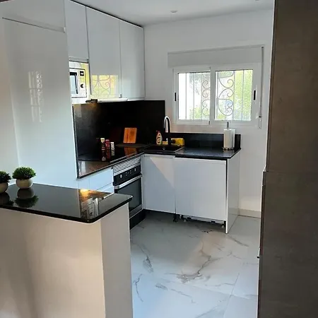 Amazing 6 Bed Townhouse Valencia
